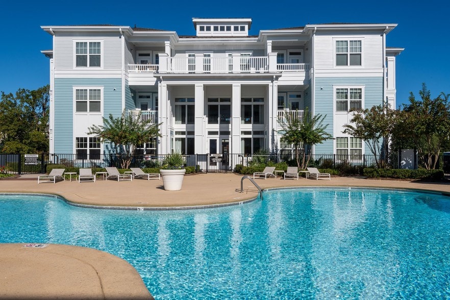 Headwaters at Autumn Hall 612 Council St Wilmington NC 28403