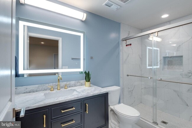 Building Photo - 41256 Lenah Point Dr