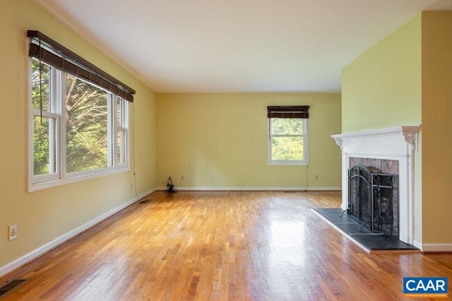 Building Photo - 540 Rocky Hollow Rd