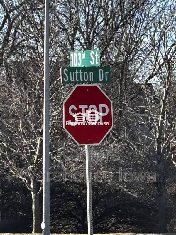 Building Photo - 10151 Sutton Pl