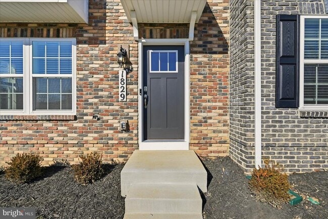 Building Photo - 1829 Harvest Dr