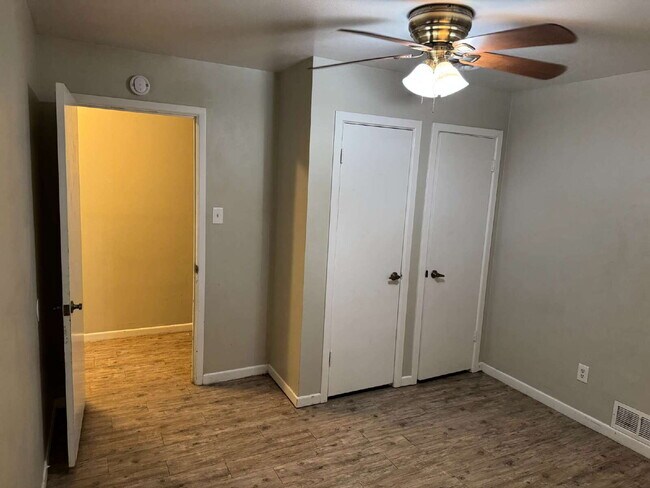 Building Photo - "Spacious 4-Bedroom Home with 2 Full Baths in Lubbock – 1,984 Sq Ft of Comfort!"