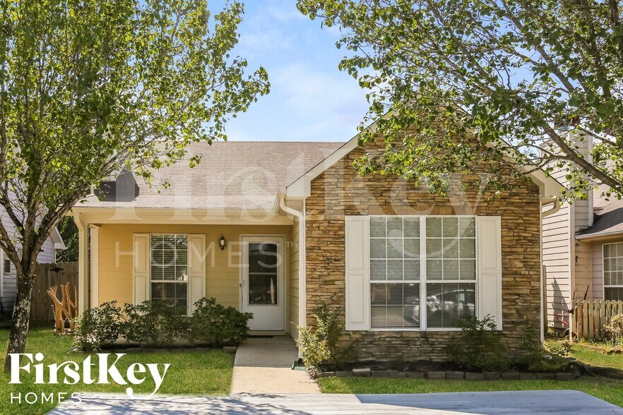 Building Photo - 1026 Wyndham Ln