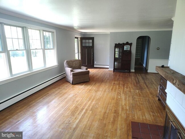 Building Photo - 15400 Mt Calvert Rd