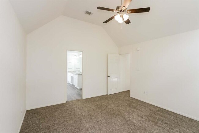 Building Photo - 23043 N Waterlily Dr