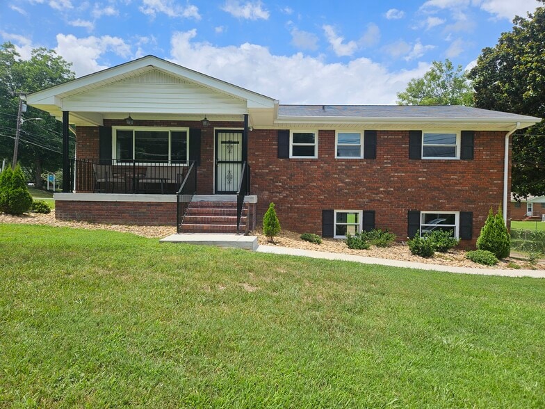 Front porch entrance - 303 S Germantown Rd