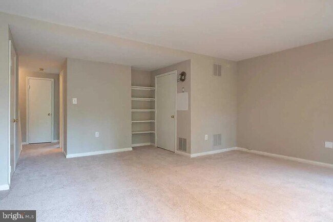 Building Photo - 7066 Solomon Seal Ct