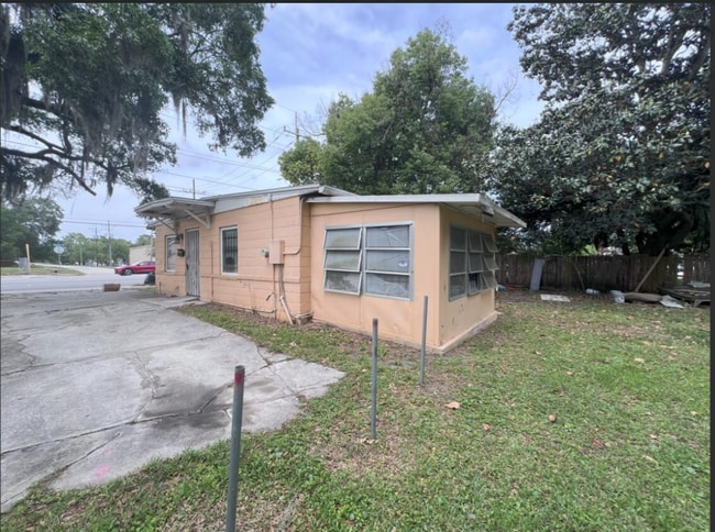 Primary Photo - 4022 Emerson St