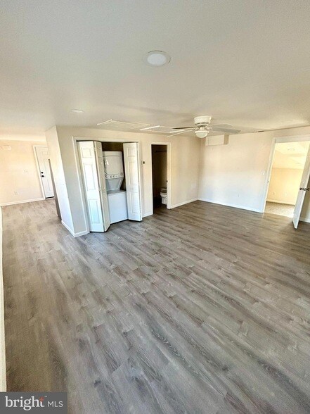 Building Photo - 34565 Main St