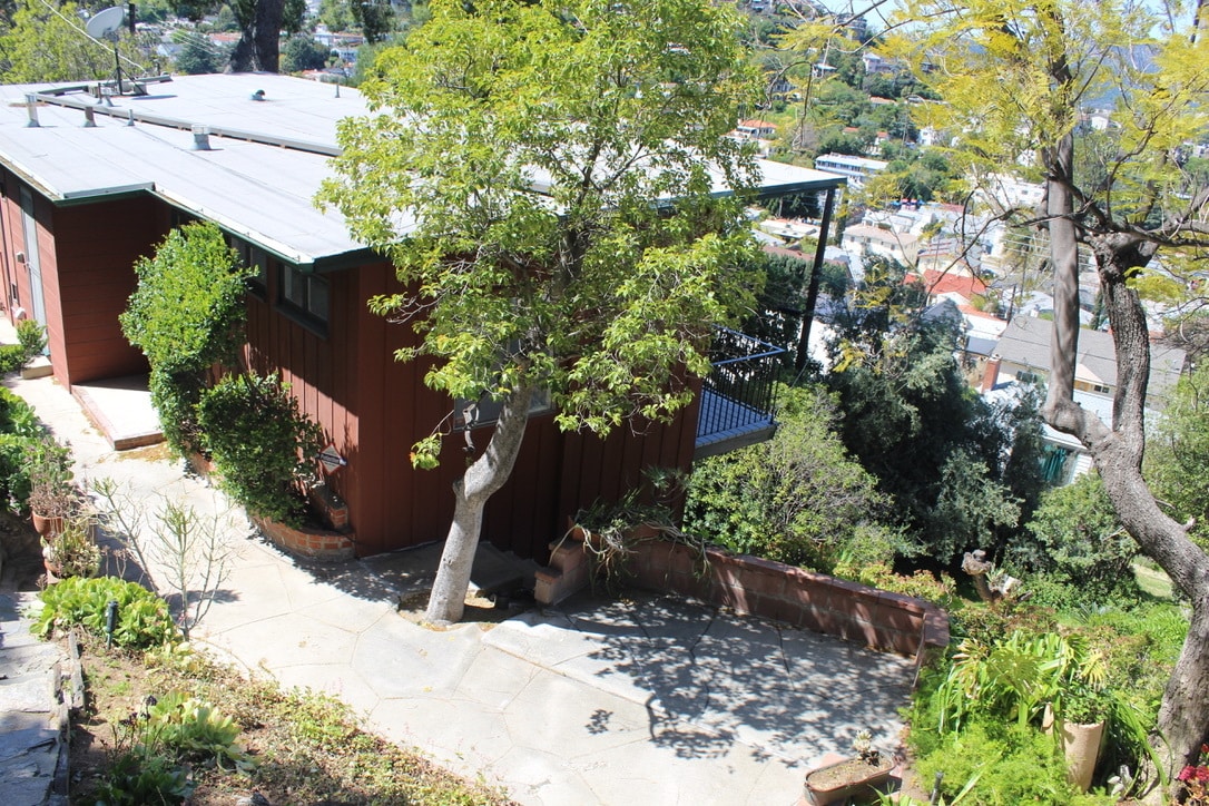 Building Photo - 934 Highline Rd