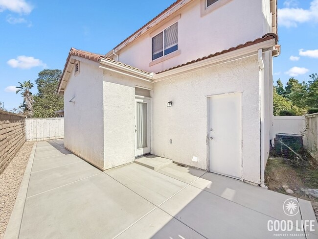 Building Photo - Beautiful 3B/2.5BA Home in Mira Mesa for Rent!