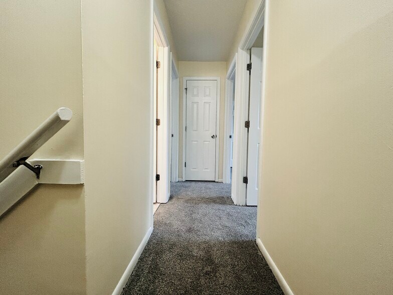 Hallway - 718 Spence Cir