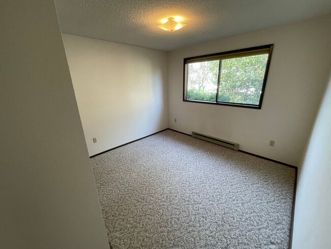Building Photo - 3801 37th Drive