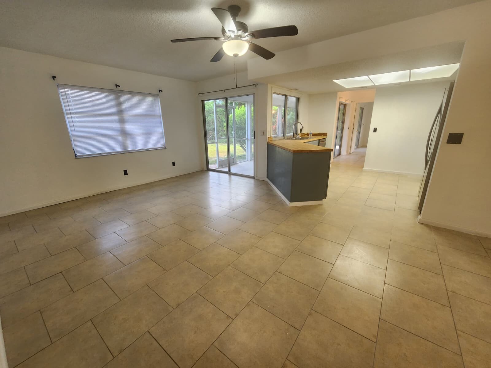 Building Photo - 2332 Achilles St