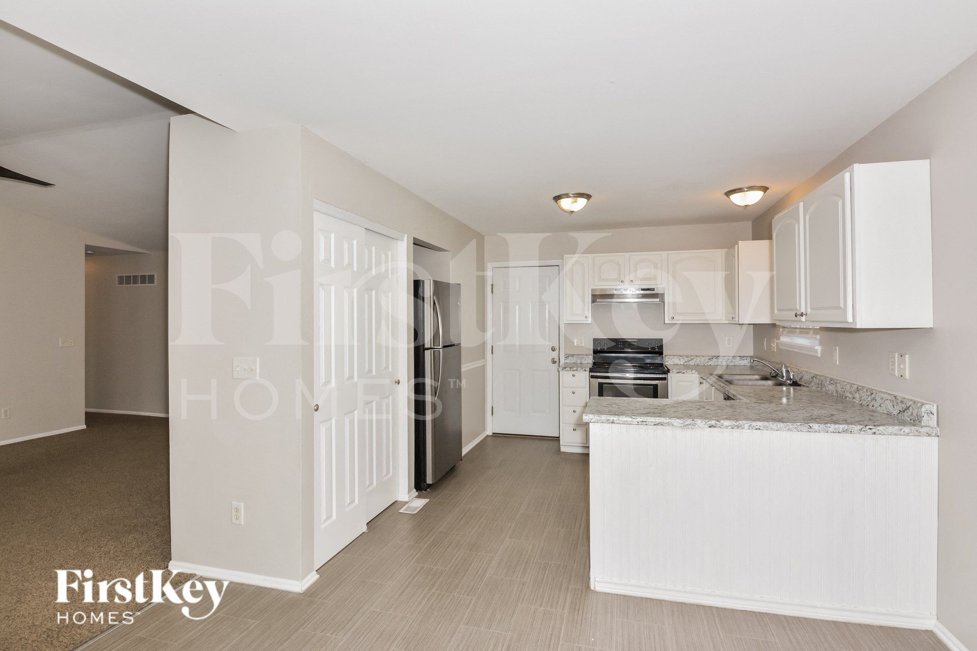 Building Photo - 1400 Navaho Trail