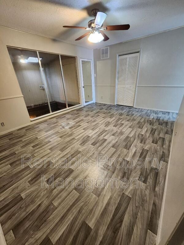 Building Photo - 6238 Wheaton Dr