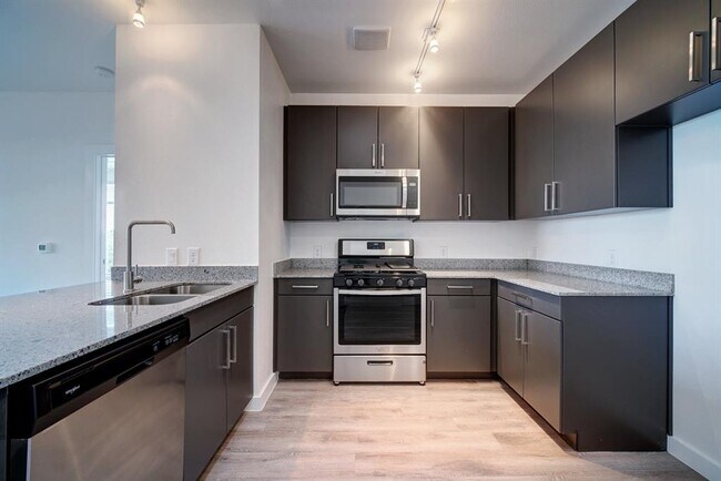 Building Photo - 13130 Pond Springs Rd