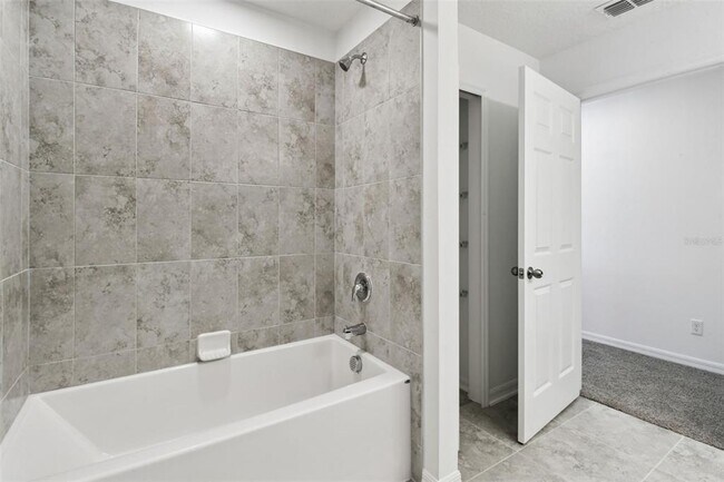 Building Photo - 3093 Fall Harvest Dr