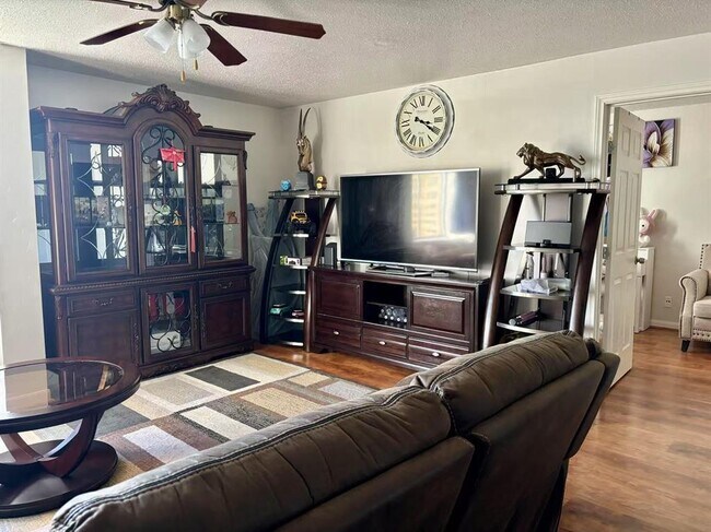 Building Photo - 7510 Hornwood Dr