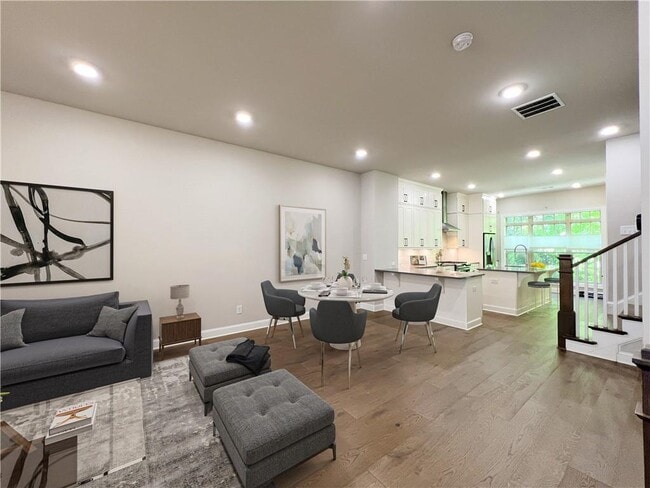 Building Photo - 4353 Parkside Pl