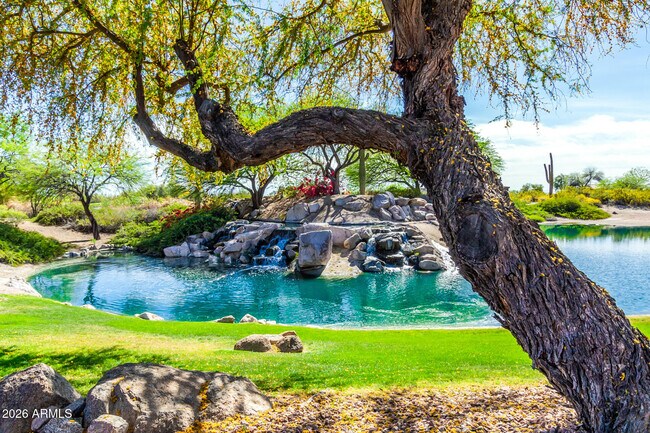 Building Photo - 6540 E Redmont Dr