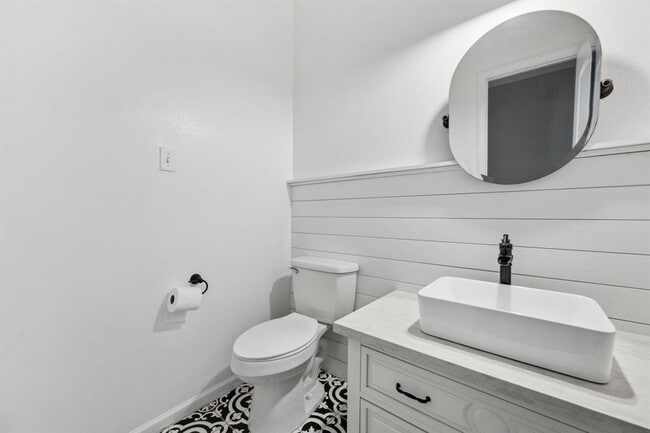 Building Photo - 3202 Breezy Pines Ct
