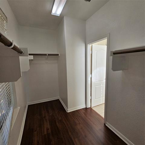 Building Photo - 922 Meadow Flower Ln