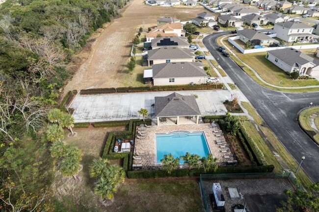 Building Photo - 3161 Poppy Hill Rd
