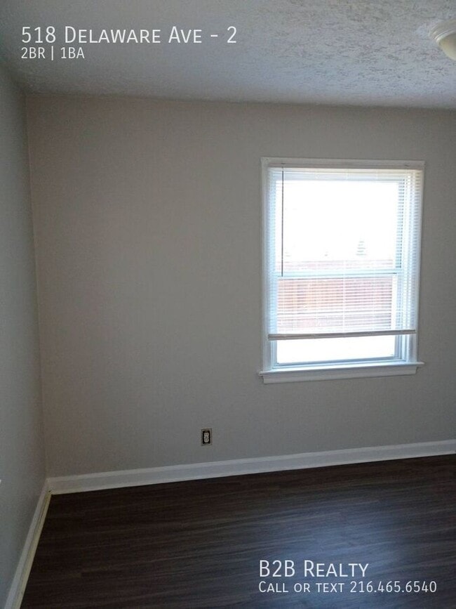 Building Photo - 518 Delaware Ave