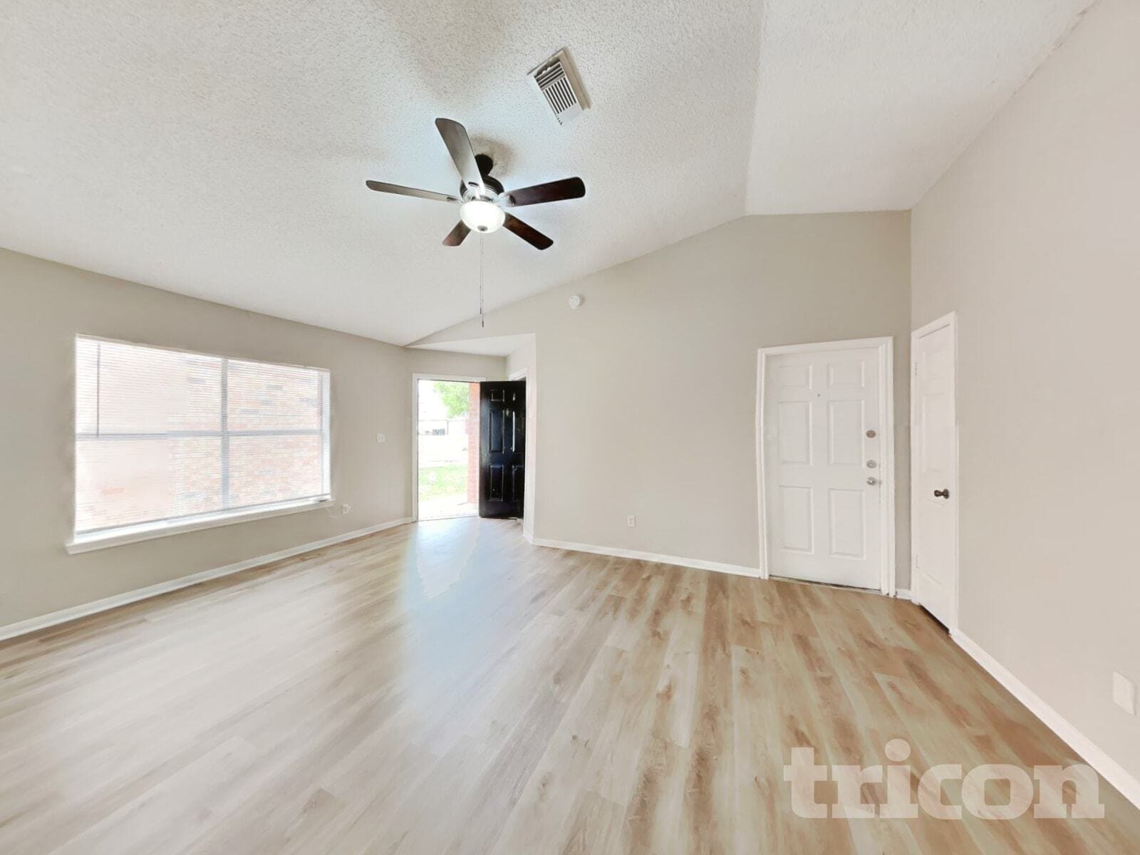 Building Photo - 3115 Kelling St