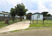 Building Photo - 1311 Snook Ct