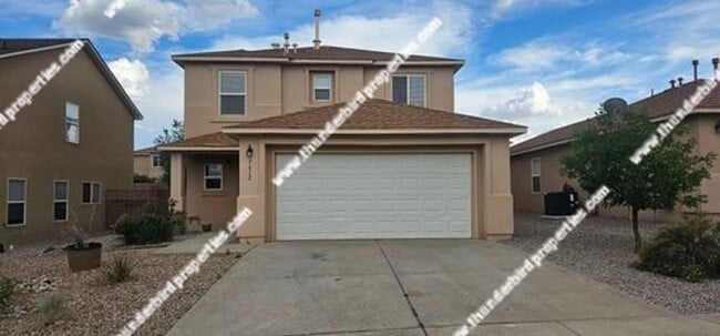 Primary Photo - Spacious 4 bedroom, 3 bathroom in Ventana ...