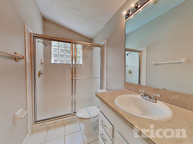 Building Photo - 308 Sonoma Dr