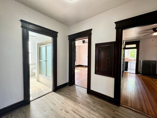 Building Photo - 301 W McMillan St