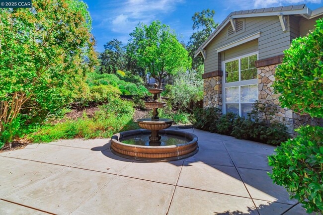 Building Photo - 1423 Homestead Ave