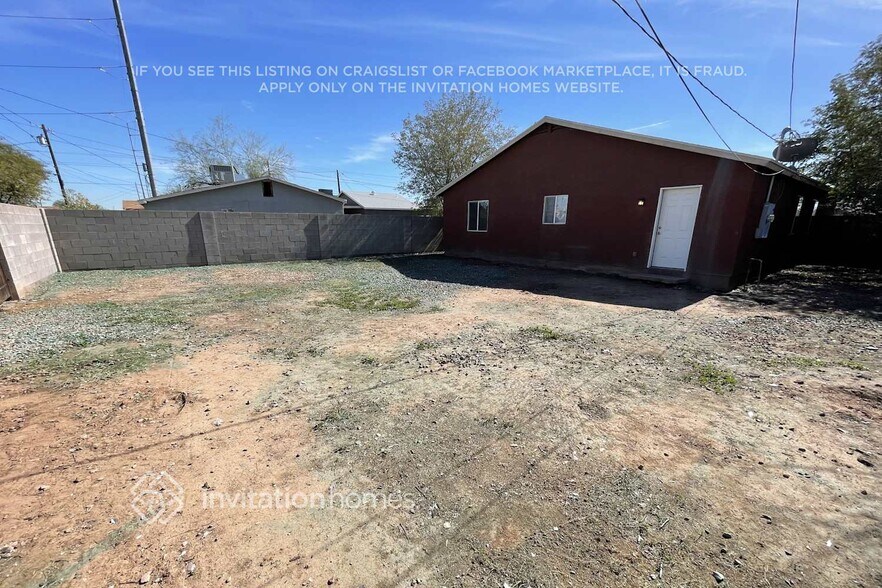 Building Photo - 1516 W Hadley St