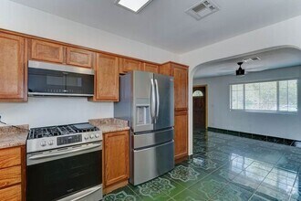 Building Photo - READY TO VIEW NOW! Spacious 4-Bed Home Nea...