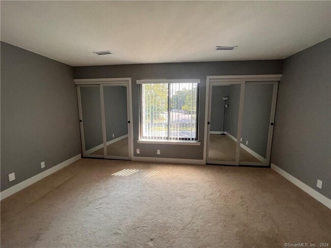 Building Photo - 60 Olcott Way