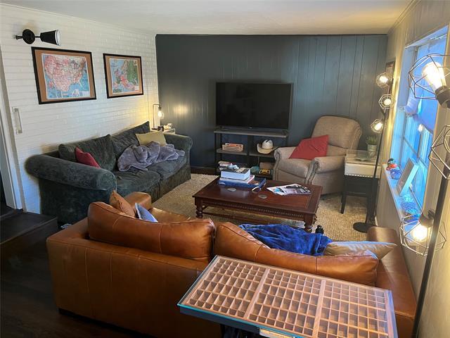 Building Photo - 1911 Ferndale Ave