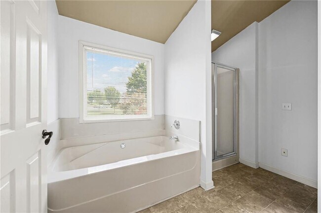 Building Photo - 578 Hardy Water Dr SE