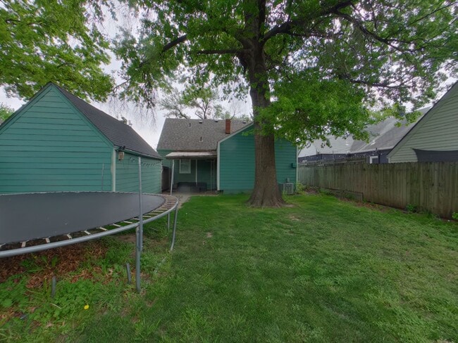 Building Photo - 267 N Minnesota St