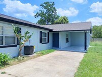 Building Photo - Chase Ave #B