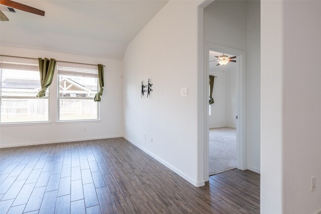 Building Photo - 15023 Mulberry Hallow St