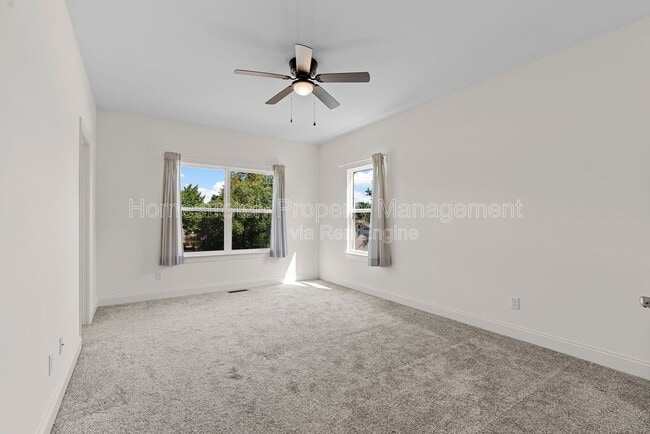 Building Photo - 521 Upper Ridgepointe Ct