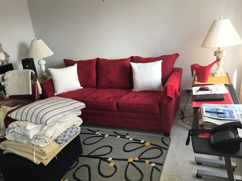 Building Photo - 17 S 1st St