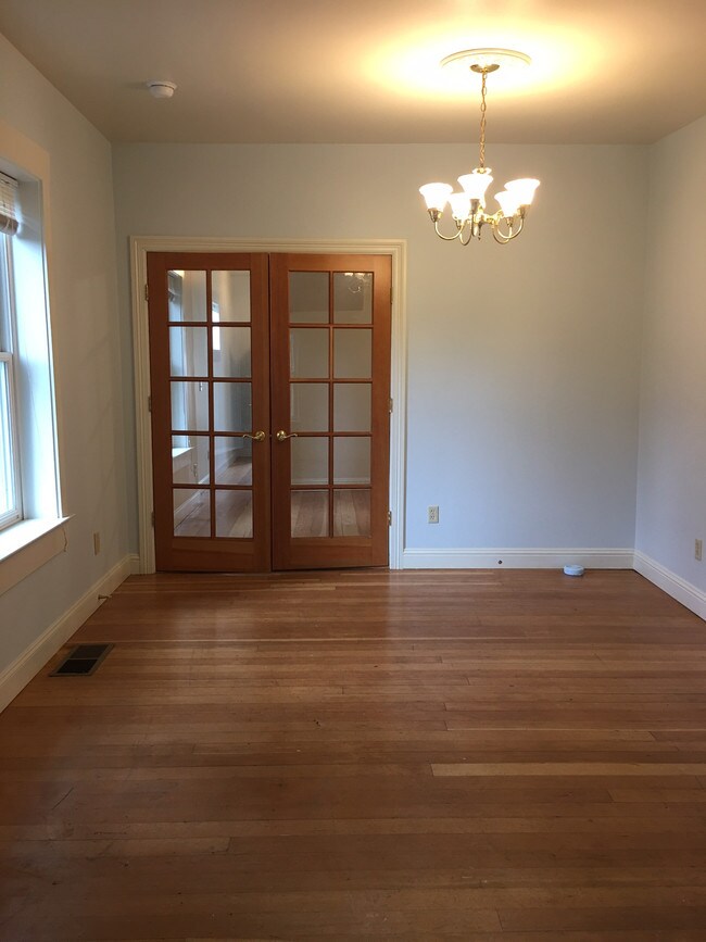 Building Photo - 228 B St