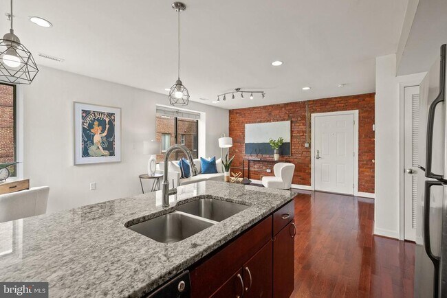 Building Photo - 5401 9th St NW