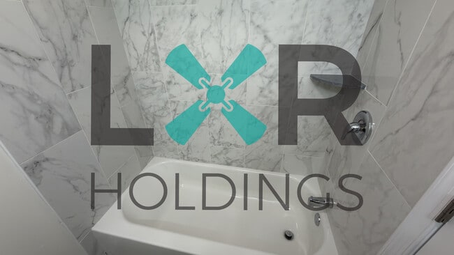 Building Photo - 318 White Ave