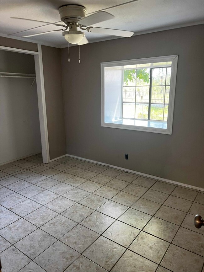 Building Photo - 19638 6th St