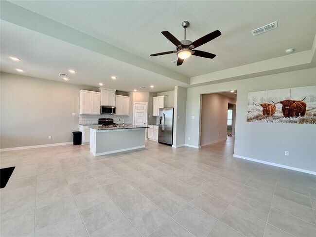 Building Photo - 7415 Bristlegrass Colony Ct